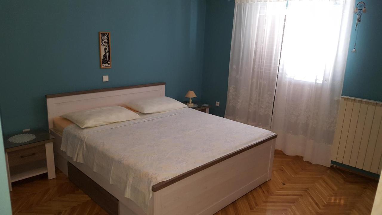 Filip Apartment Omis Exterior photo