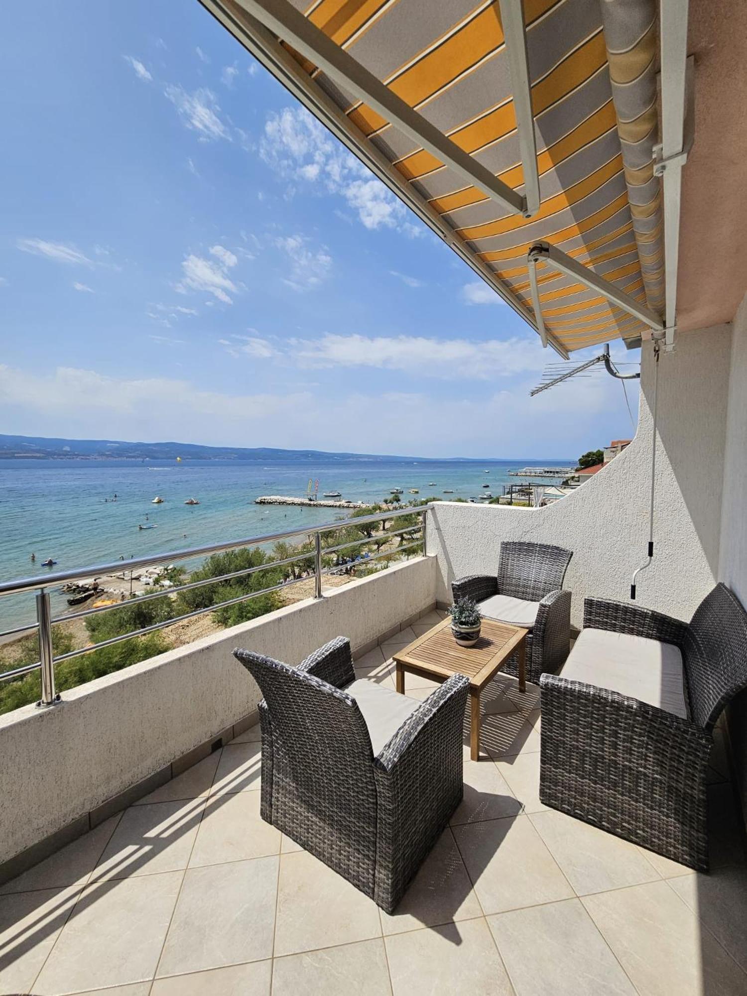 Filip Apartment Omis Exterior photo