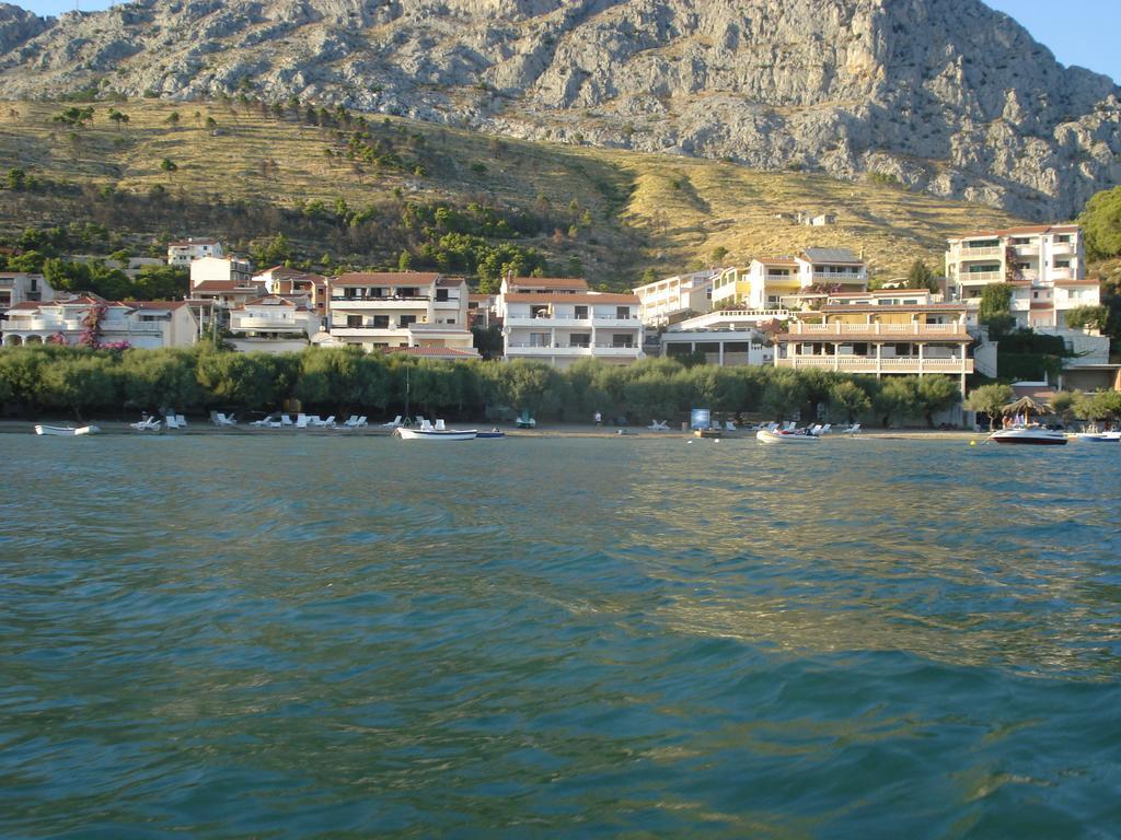 Filip Apartment Omis Exterior photo