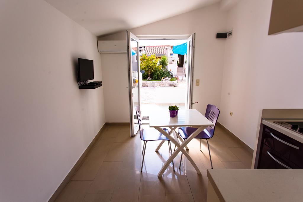 Filip Apartment Omis Room photo